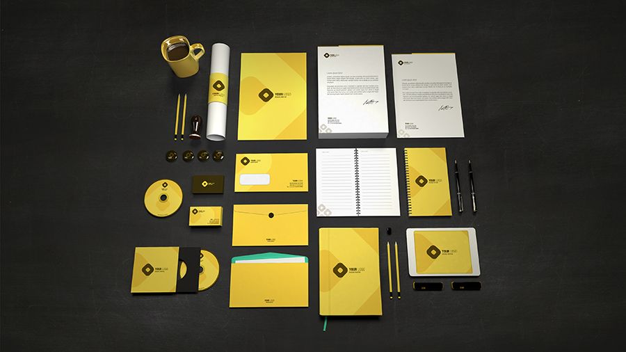 Tutta la serie di coordinati brandizzati con logo Aziendale